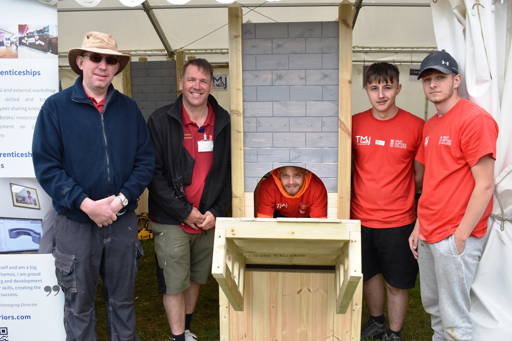 Carpentry team by tower bridge