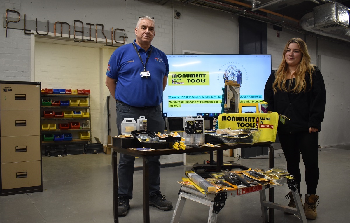 Duncan Barnes and Alice King from Eastern Education Group - Alice received a £1k bursary thanks to support from The Worshipful Company of Plumbers and Monument Tools.