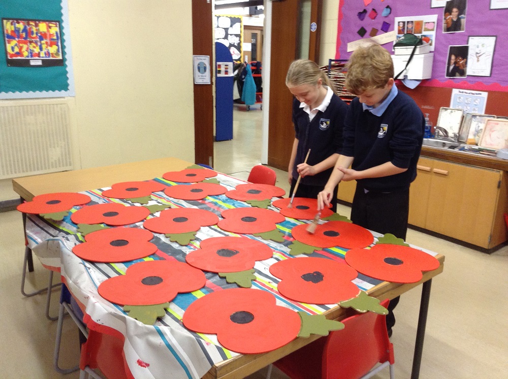 Bosmere Primary School Partnership - Painting Poppies 2021