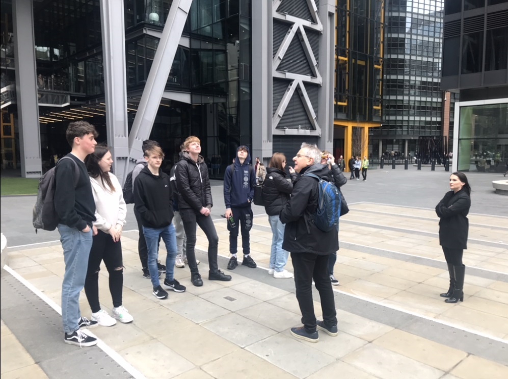 LIBF students on London Trip