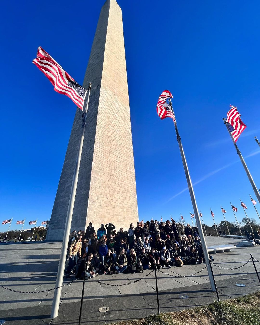 Students and staff by the Washington Monument
