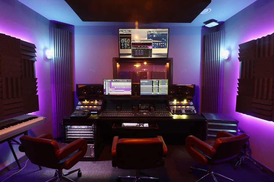 Control Room Music 900px